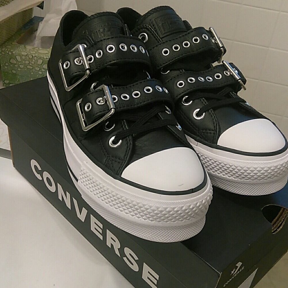 Converse Chuck Taylor Buckle Leather Lifts (NEW)